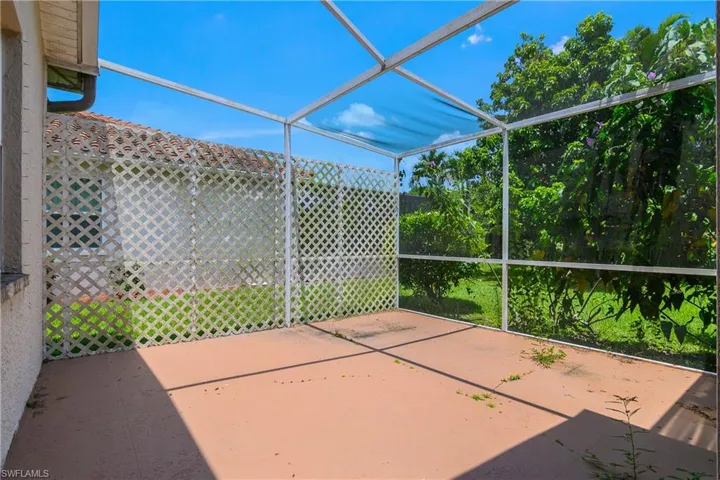 11082 Lakeland Cir, Fort Myers, Florida 33913
