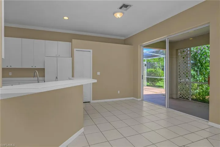 11082 Lakeland Cir, Fort Myers, Florida 33913