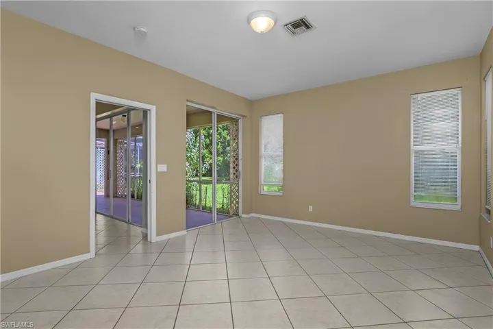 11082 Lakeland Cir, Fort Myers, Florida 33913