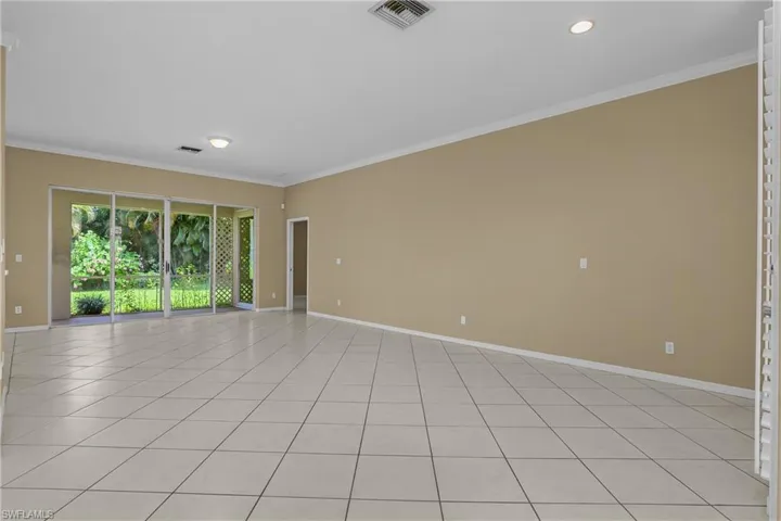 11082 Lakeland Cir, Fort Myers, Florida 33913
