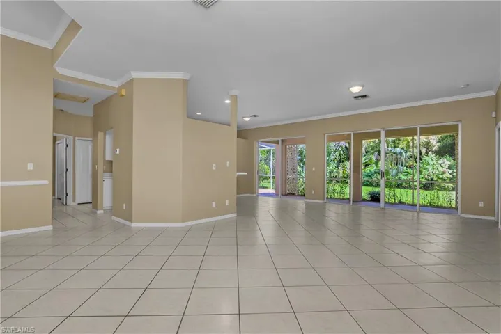 11082 Lakeland Cir, Fort Myers, Florida 33913