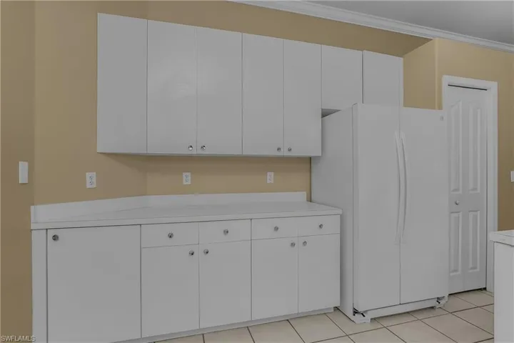11082 Lakeland Cir, Fort Myers, Florida 33913