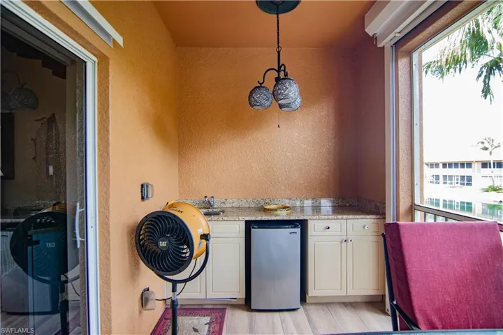 1076  Winding Pines  CIR, Cape Coral, FL 33909