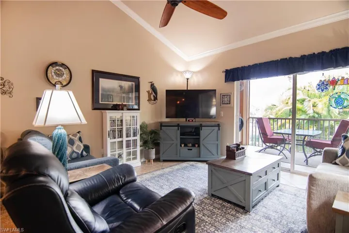 1076  Winding Pines  CIR, Cape Coral, FL 33909