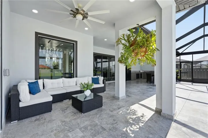 18 Ne 6th St, Cape Coral, Florida 33909