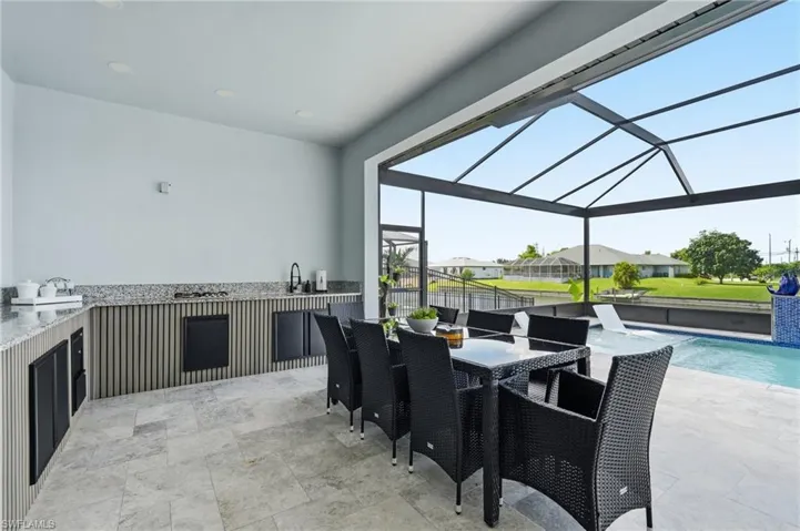18 Ne 6th St, Cape Coral, Florida 33909