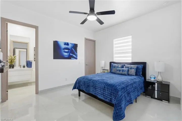 18 Ne 6th St, Cape Coral, Florida 33909