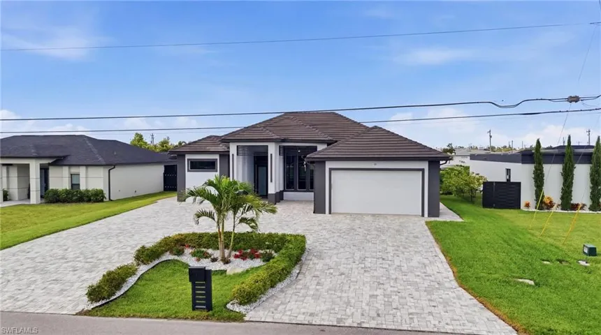 18 Ne 6th St, Cape Coral, Florida 33909