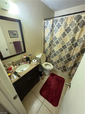 19184/19188  Miami  BLVD, Fort Myers, FL 33967