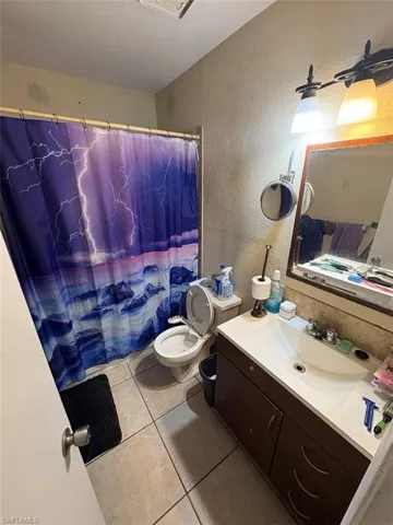 19184/19188  Miami  BLVD, Fort Myers, FL 33967