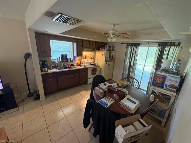 19184/19188  Miami  BLVD, Fort Myers, FL 33967