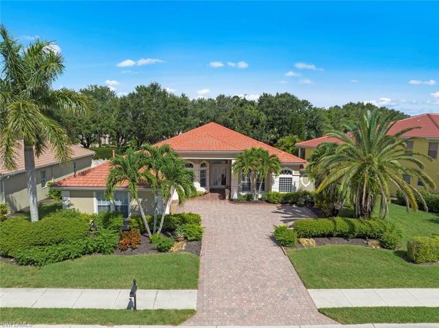 Welcome to 19452 La Serena Dr