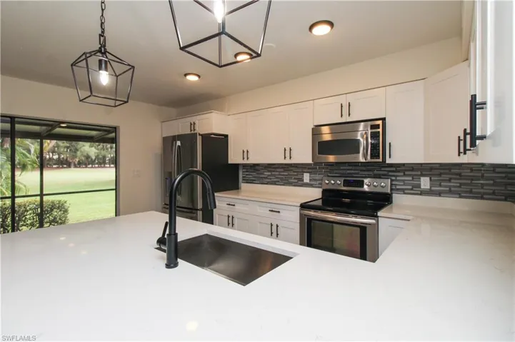 129 Forest Lakes Blvd 129, Naples, Florida 34105