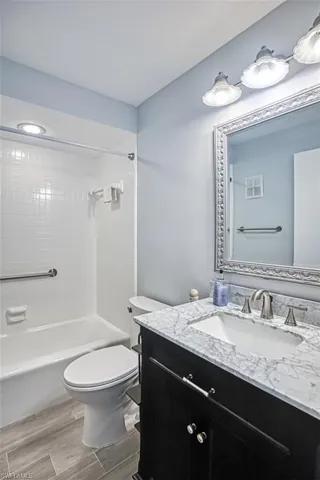 1462  Whiskey Creek  DR, Fort Myers, FL 33919