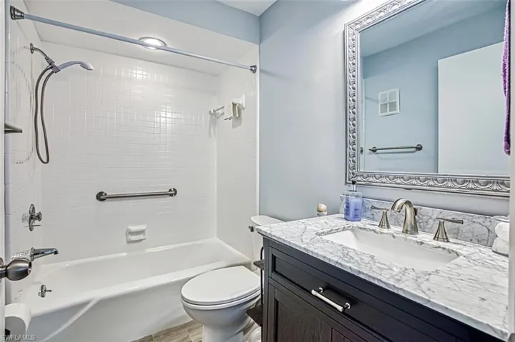 1462  Whiskey Creek  DR, Fort Myers, FL 33919