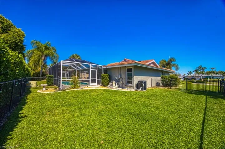 1462  Whiskey Creek  DR, Fort Myers, FL 33919