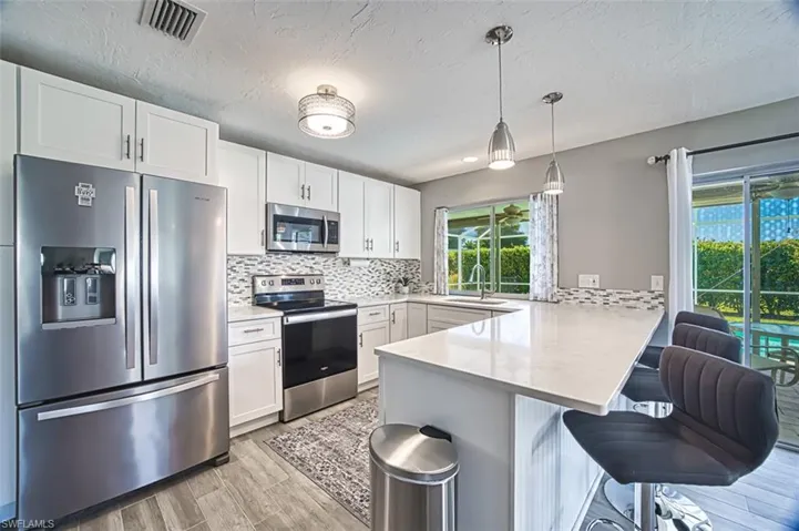 1462  Whiskey Creek  DR, Fort Myers, FL 33919