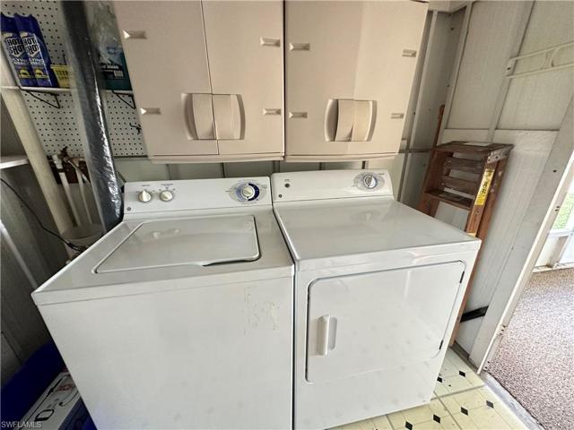 Washer & Dryer