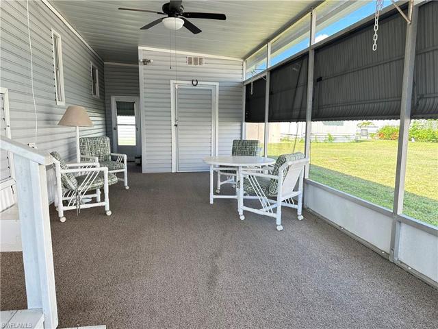 Spacious Screened Lanai