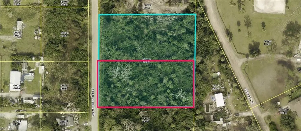 8331  Bartholomew  DR, North Fort Myers, FL 33917