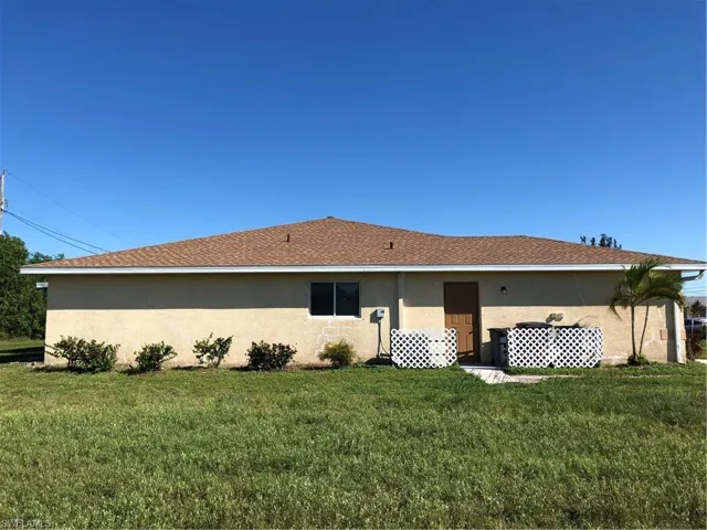 1824-1826 NE 8th  PL, Cape Coral, FL 33909