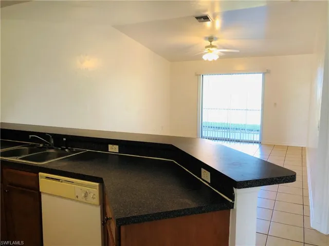 1824-1826 NE 8th  PL, Cape Coral, FL 33909