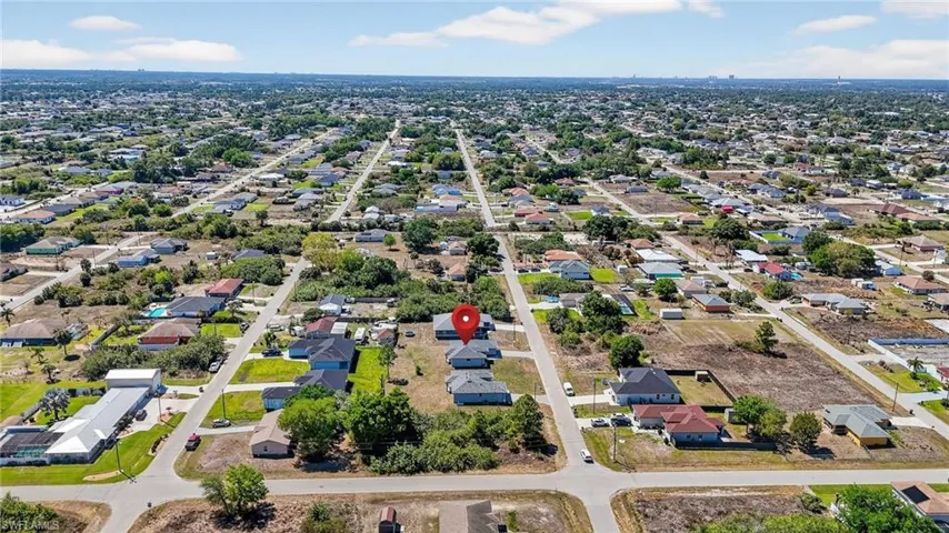 3905 11th St Sw, Lehigh Acres, Florida 33976