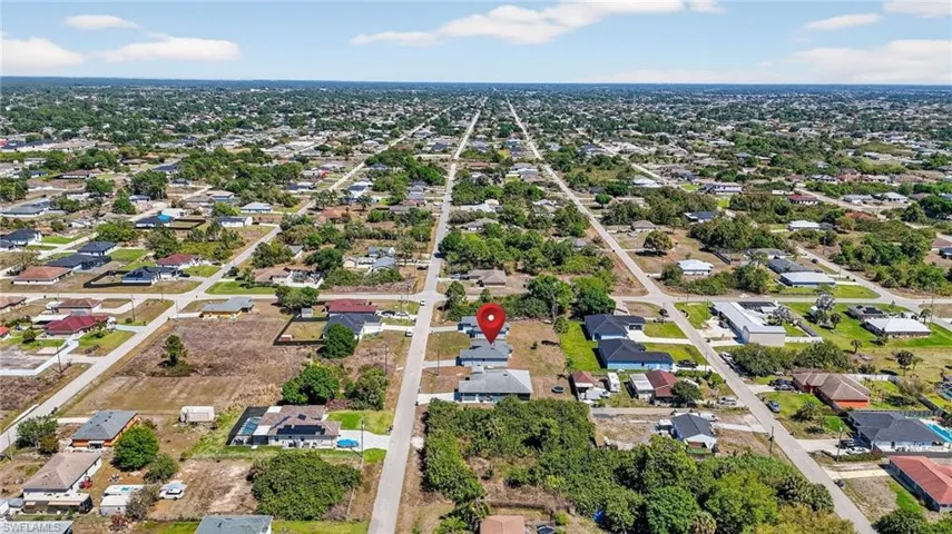 3905 11th St Sw, Lehigh Acres, Florida 33976