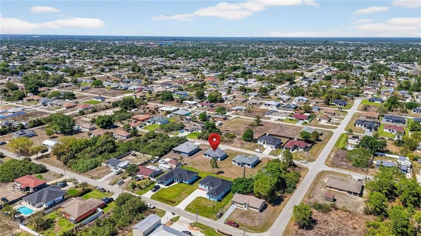 3905 11th St Sw, Lehigh Acres, Florida 33976