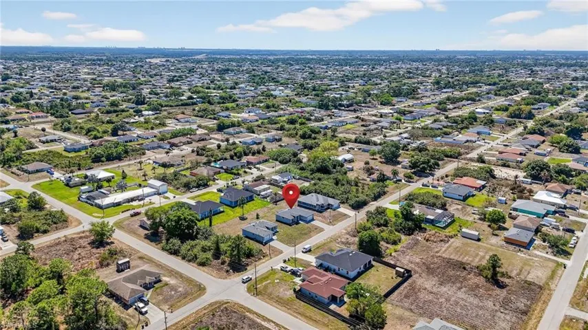 3905 11th St Sw, Lehigh Acres, Florida 33976