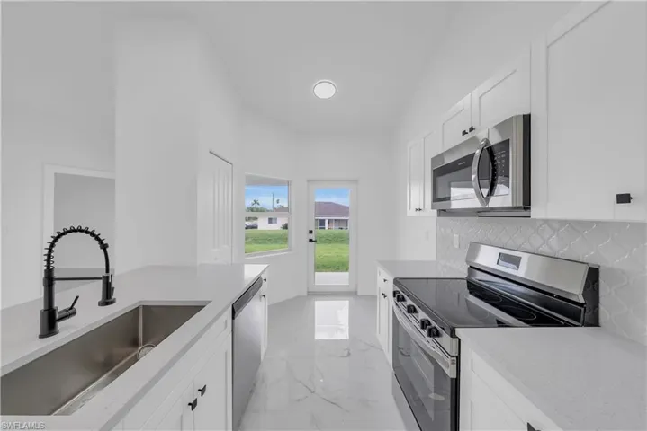 4675-4677  Golfview  BLVD, Lehigh Acres, FL 33973