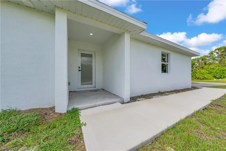 4675-4677  Golfview  BLVD, Lehigh Acres, FL 33973