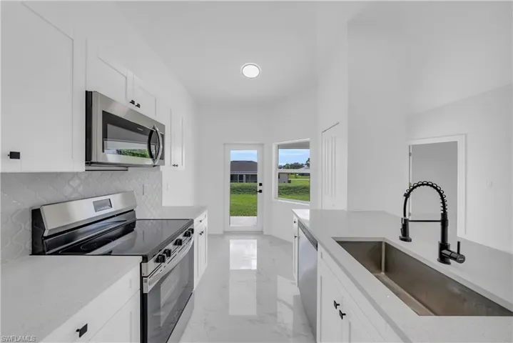 4675-4677  Golfview  BLVD, Lehigh Acres, FL 33973
