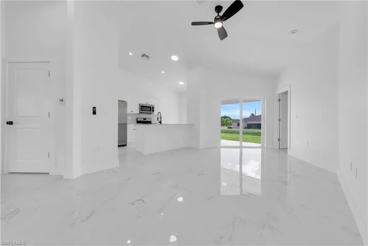 4675-4677  Golfview  BLVD, Lehigh Acres, FL 33973