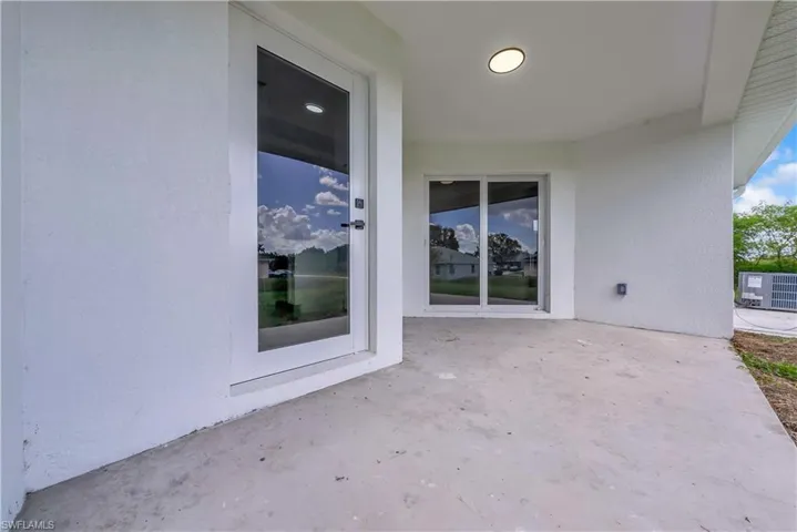 4675-4677  Golfview  BLVD, Lehigh Acres, FL 33973