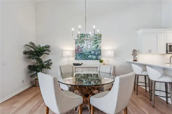 176  Cypress View  DR, Naples, FL 34113