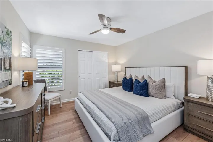176  Cypress View  DR, Naples, FL 34113