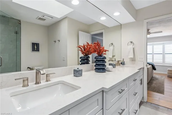 176  Cypress View  DR, Naples, FL 34113