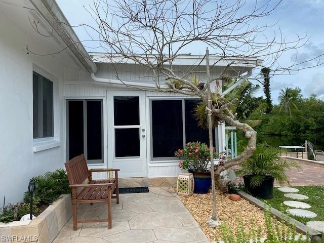 Lanai Entry