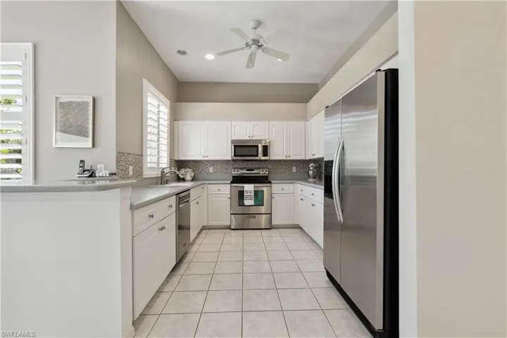 2270  Rio Nuevo  DR, North Fort Myers, FL 33917