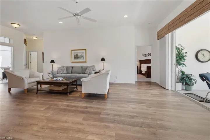 2270  Rio Nuevo  DR, North Fort Myers, FL 33917