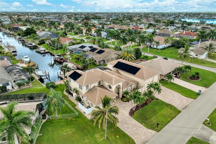 907 Sw 51st Ter, Cape Coral, Florida 33914