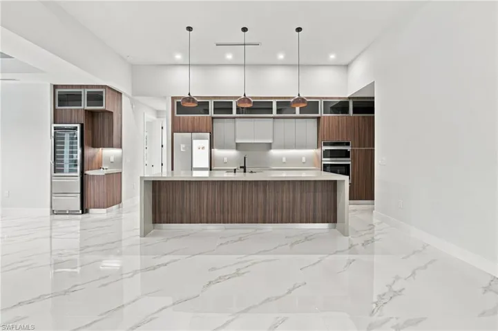 340 Sw 31st Ave, Cape Coral, Florida 33991