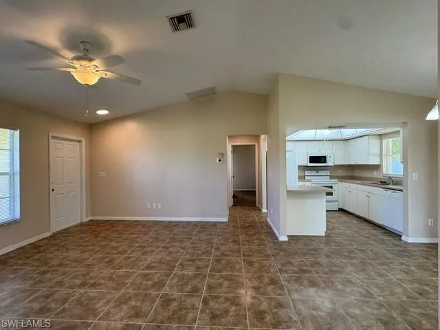 1318 Ne 2nd St, Cape Coral, Florida 33909
