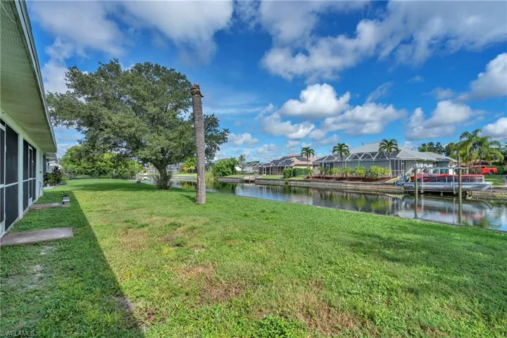1247 Se 6th St, Cape Coral, Florida 33990