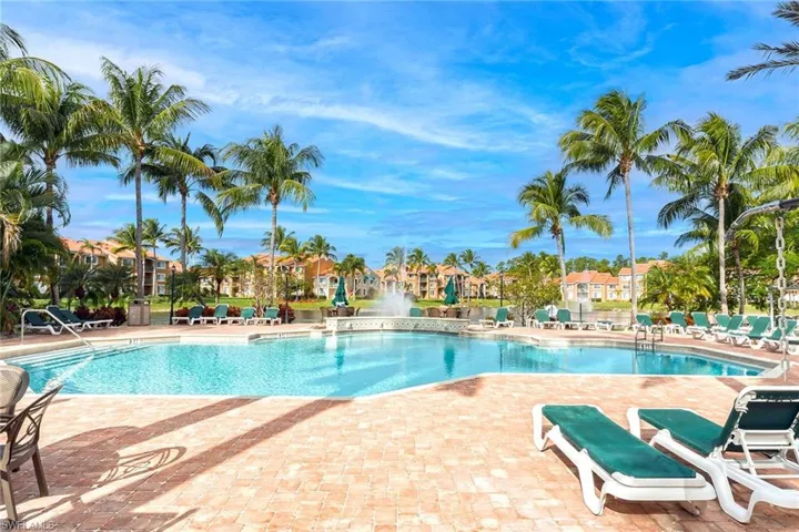 1265 Wildwood Lakes Blvd 3-103, Naples, Florida 34104