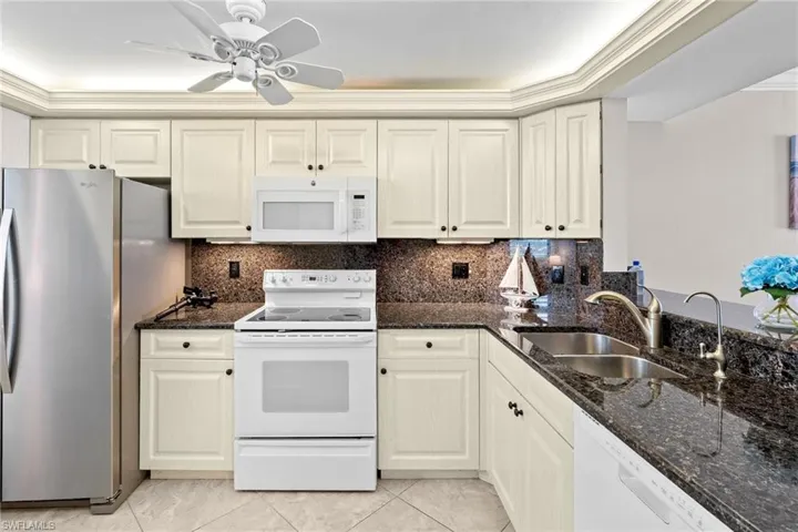 320 Seaview Ct 2-805, Marco Island, Florida 34145