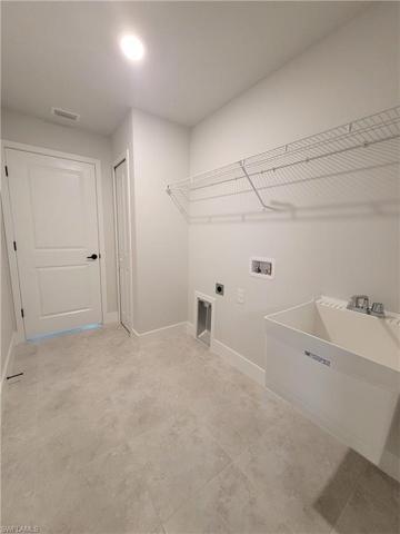 104 E 9th ST, LEHIGH ACRES FL 33972