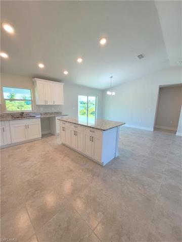 104 E 9th ST, LEHIGH ACRES FL 33972