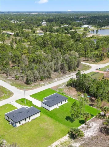 908 Capetown Ave, Lehigh Acres, Florida 33974